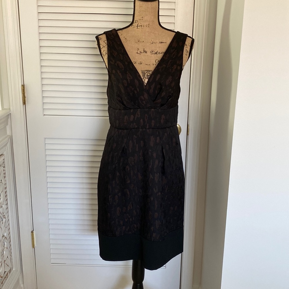BCBGMAXAZRIA Black/Brown Print Dress. See measurements.